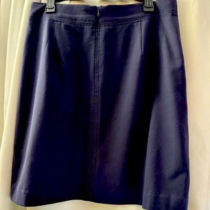 American Airlines skirt